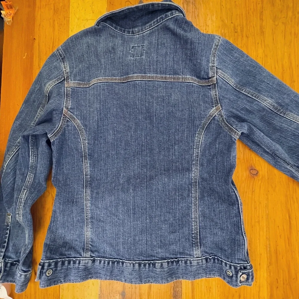 Carhartt Women Blue Wash Long Sleeve Snap Front Cotton Casual‎ Denim Jacket M
